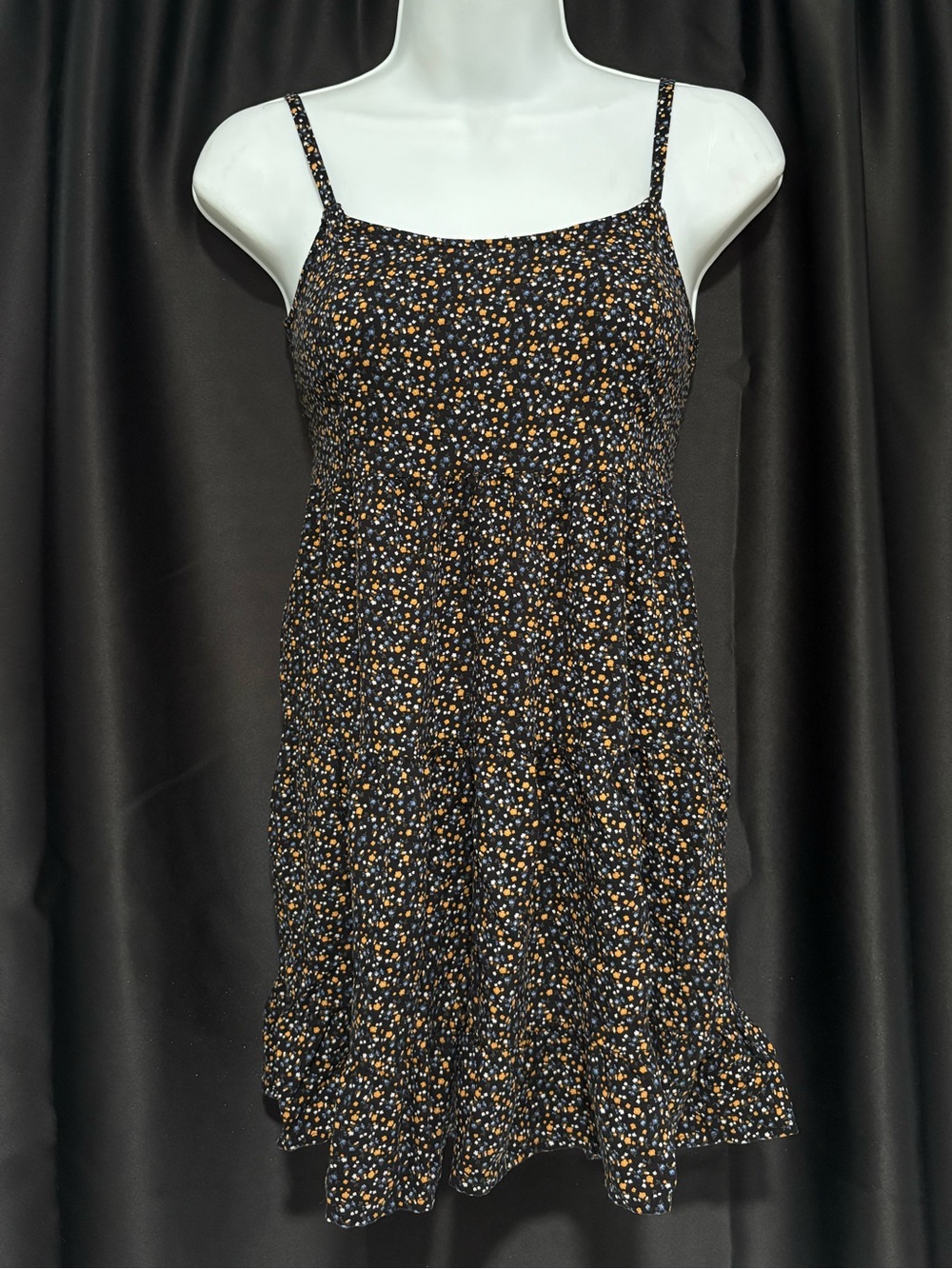 Woman’s Vintage Y2K Hollister Floral Dress XS